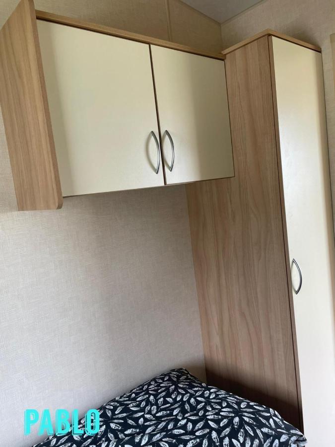 Towyn Six Berth En Suite Caravan Rhyl Luaran gambar