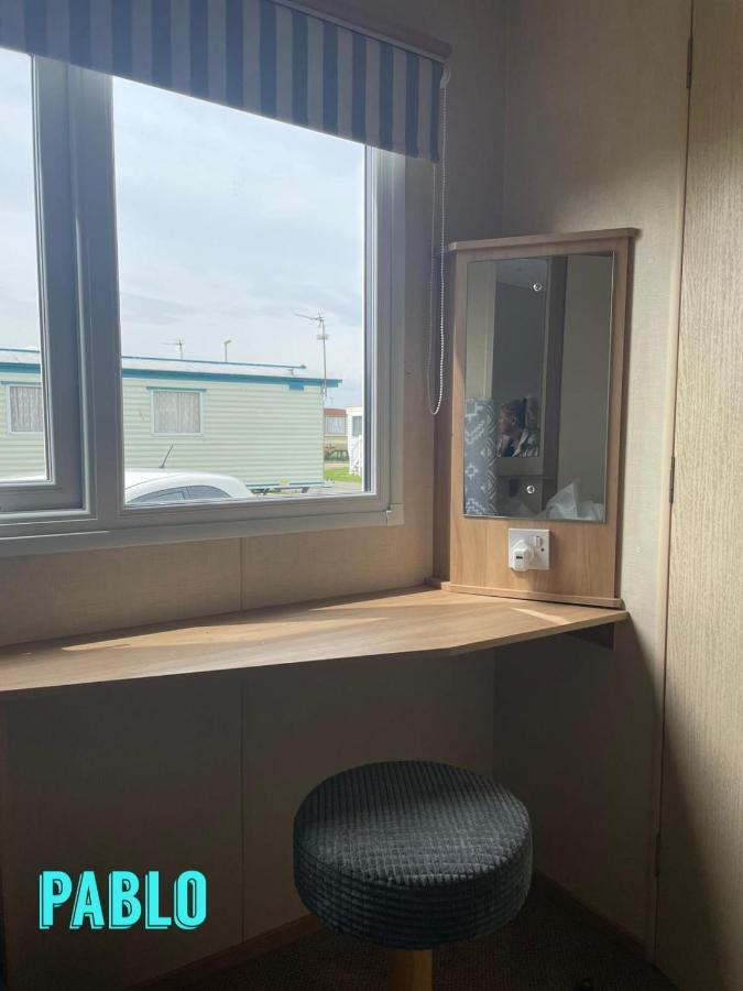 Towyn Six Berth En Suite Caravan Rhyl Luaran gambar
