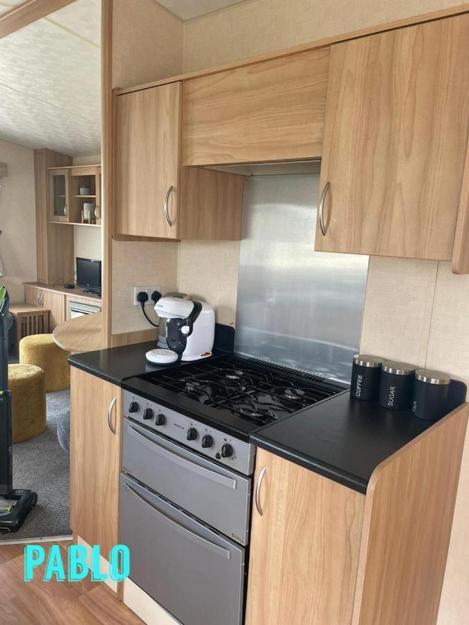 Towyn Six Berth En Suite Caravan Rhyl Luaran gambar